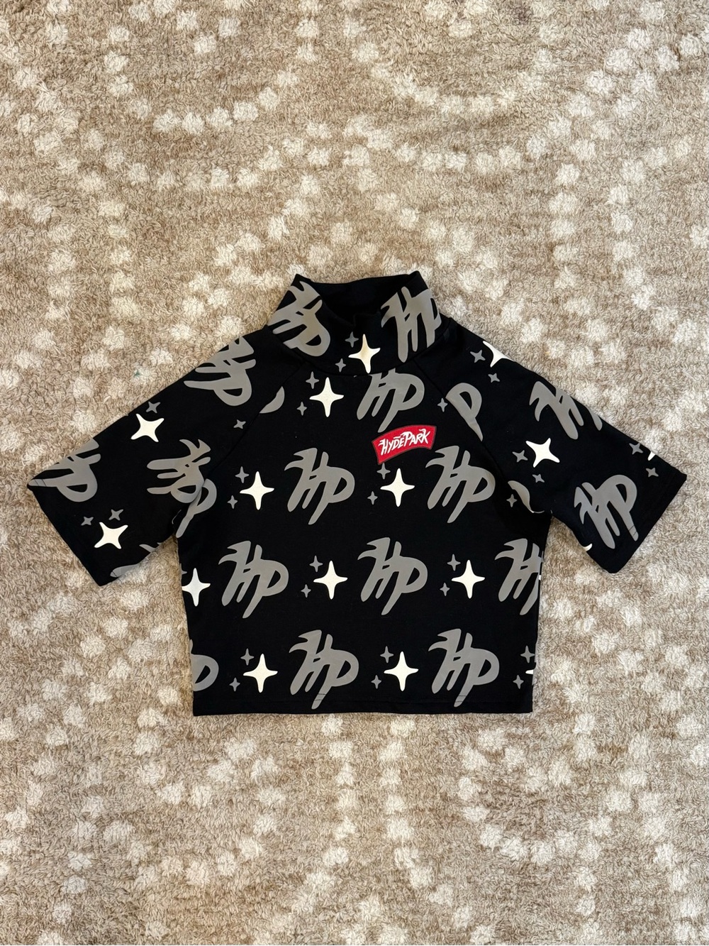 NWOT Hyde Park Black Puff the Magic Crop Top